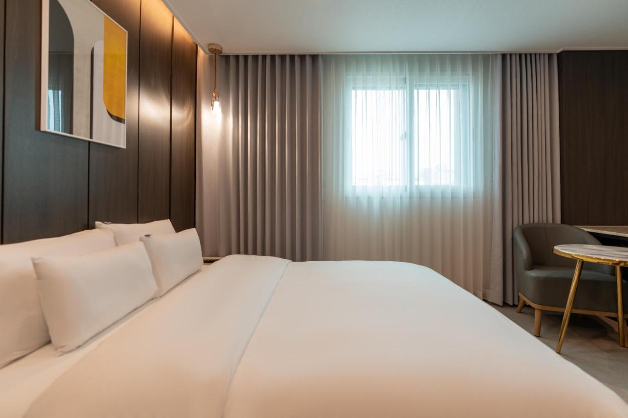 Jecheon Hound Hotel Chech'ŏn Exterior foto