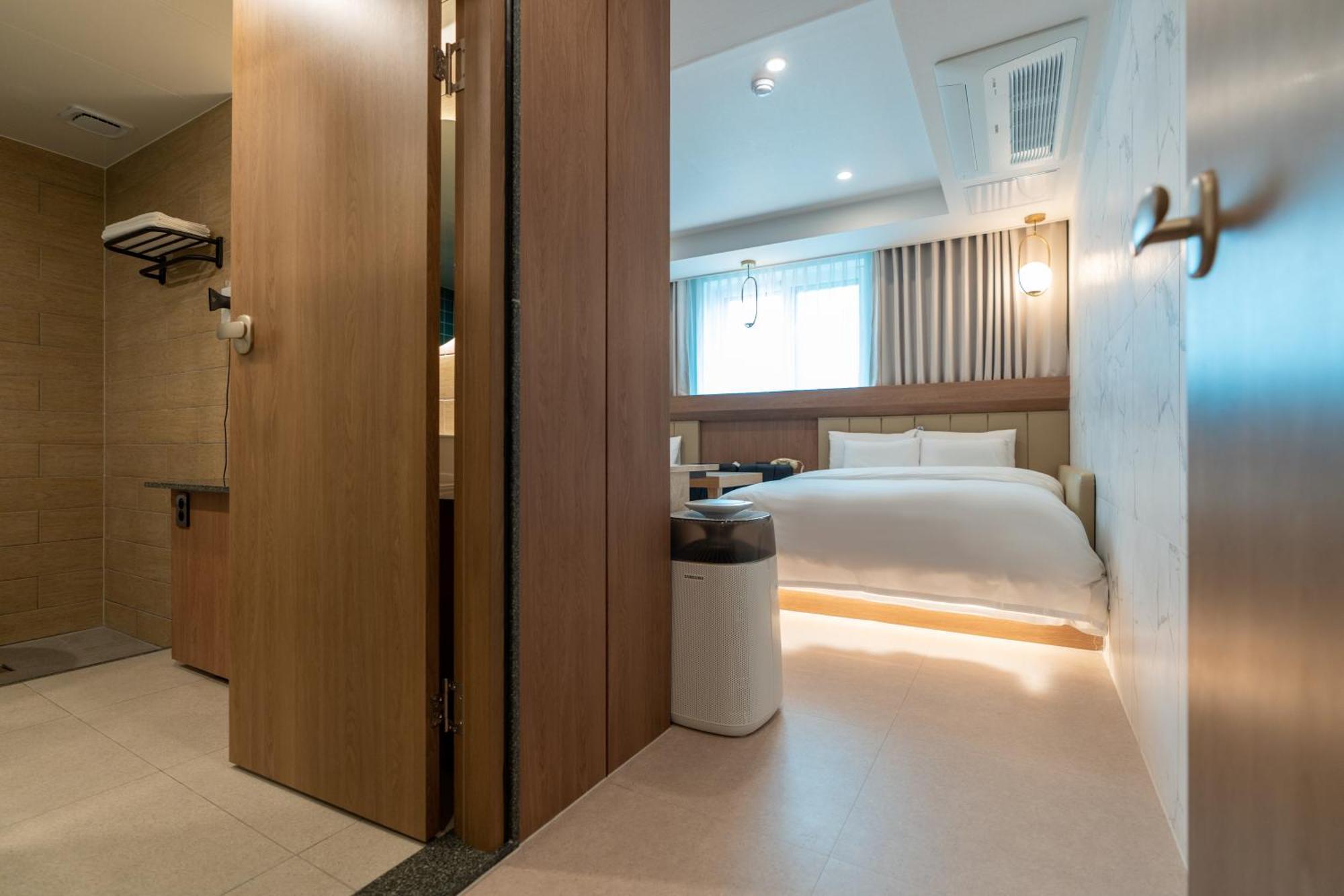 Jecheon Hound Hotel Chech'ŏn Exterior foto